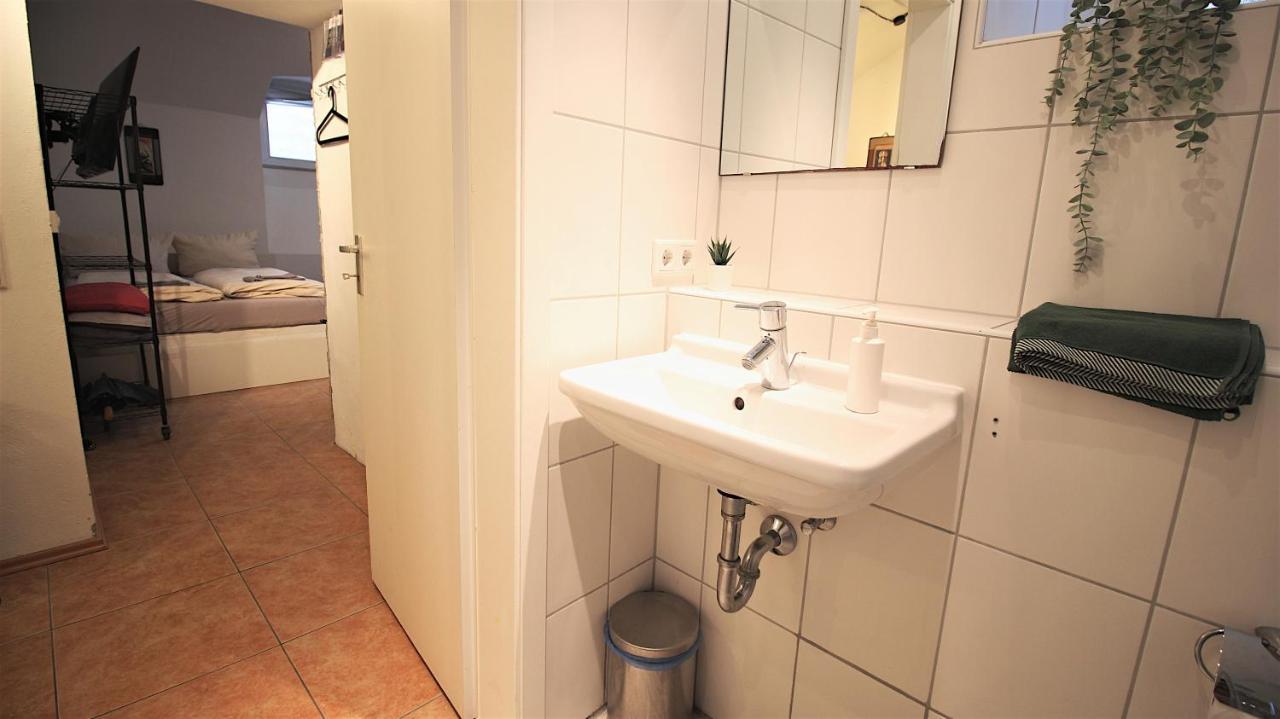 Xxx Fully Equipped Apartment Near Main Station! Würzburg Exterior foto