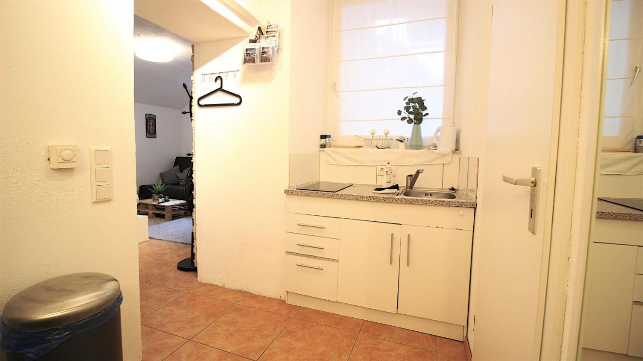 Xxx Fully Equipped Apartment Near Main Station! Würzburg Exterior foto