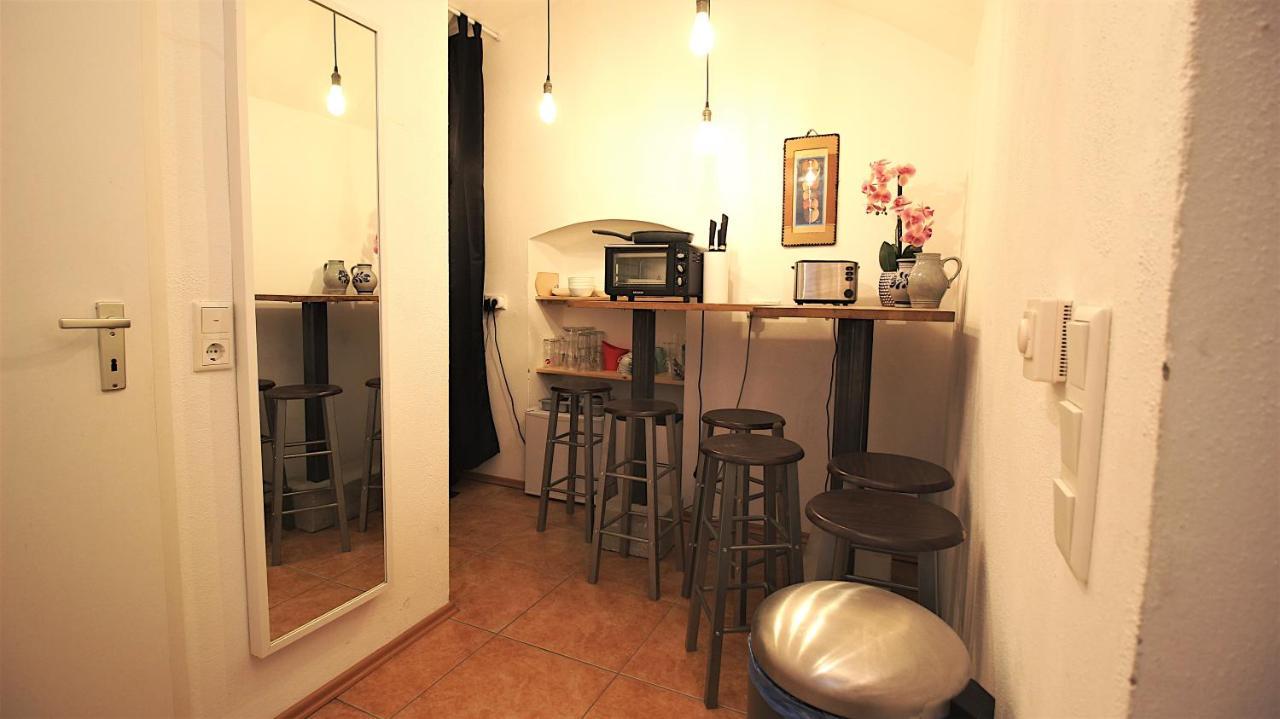 Xxx Fully Equipped Apartment Near Main Station! Würzburg Exterior foto